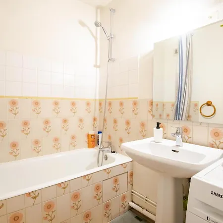 T2 Proche Gare, A Deux Pas De La Place Velpeau Tours